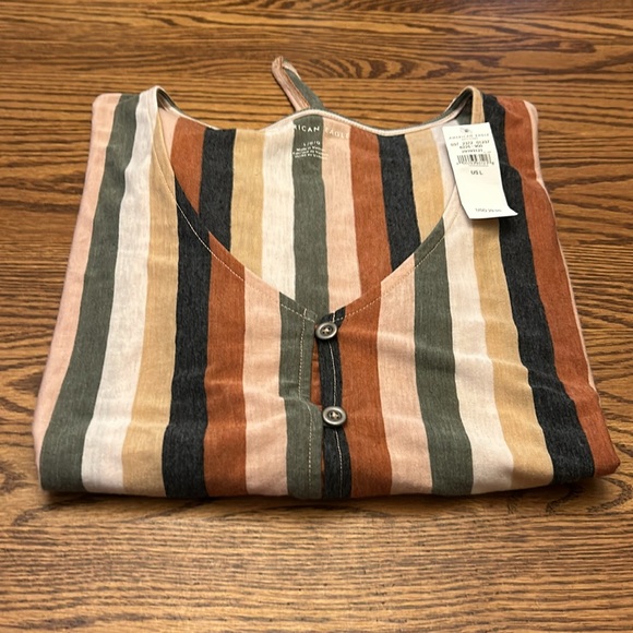 American Eagle tie front blouse. NWT Size Large - Picture 6 of 6